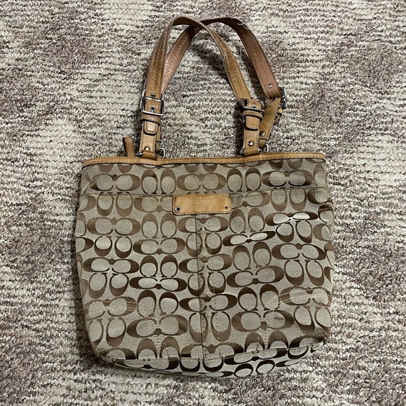 Coach Handbags - Coach purse
